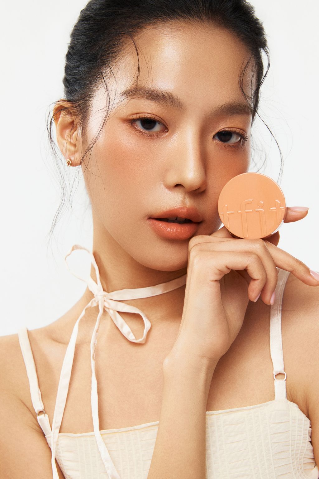TFIT Fluffy Velvet Cushion Blush N01 Cozy Nude